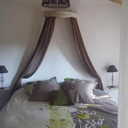 Le Clos Des Olivettes Bed & Breakfast *