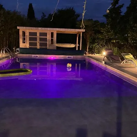 Le Clos Des Olivettes Panzió