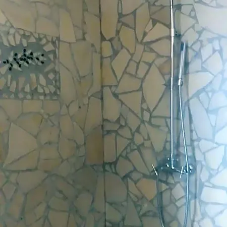 Le Clos Des Olivettes فندق مبيت وإفطار 3*
