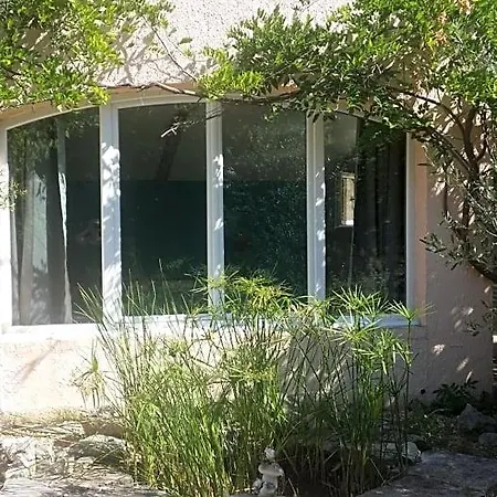 Le Clos Des Olivettes 3* Sainte-Croix-de-Quintillargues